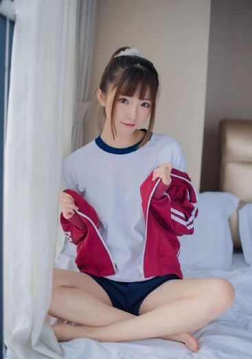 无内裤秘书
